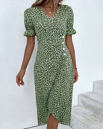 Odile™ | A floral pattern that moves with you