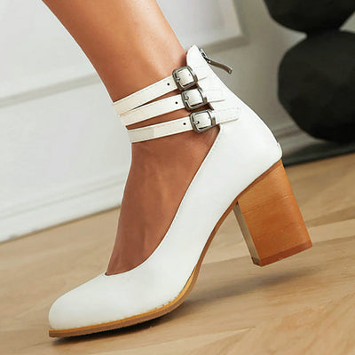 Casilda | Flat sandals with ankle strap and chunky heel