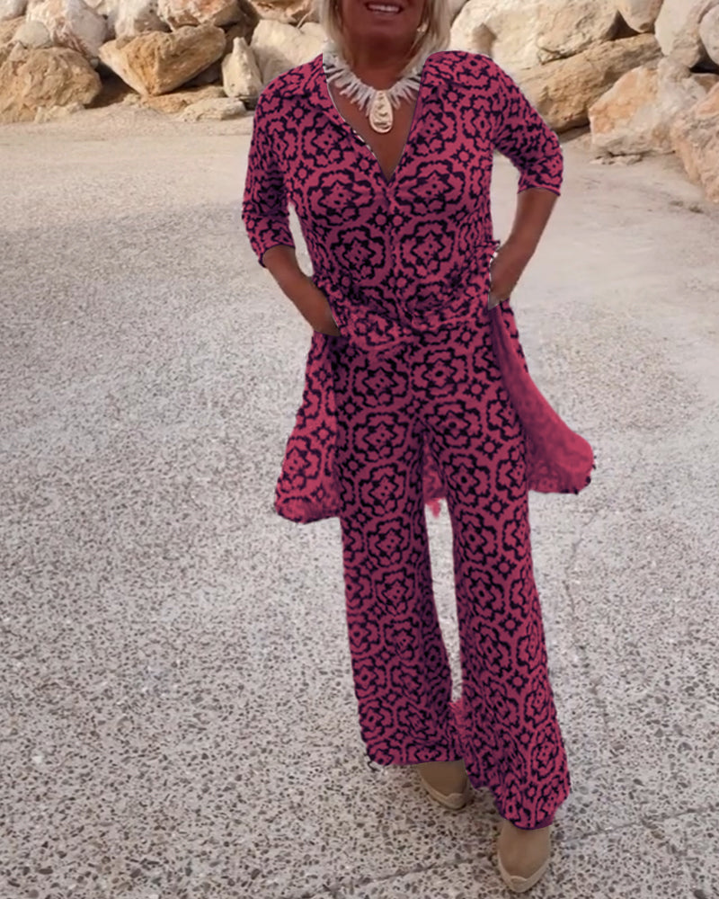 Amalia™ | Vintage Printed Two-Piece Set with Lapels and Buttons
