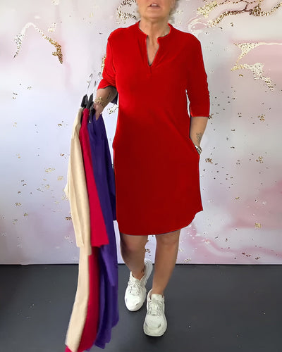Marja™ | Soft elegance in a solid color V-neck dress