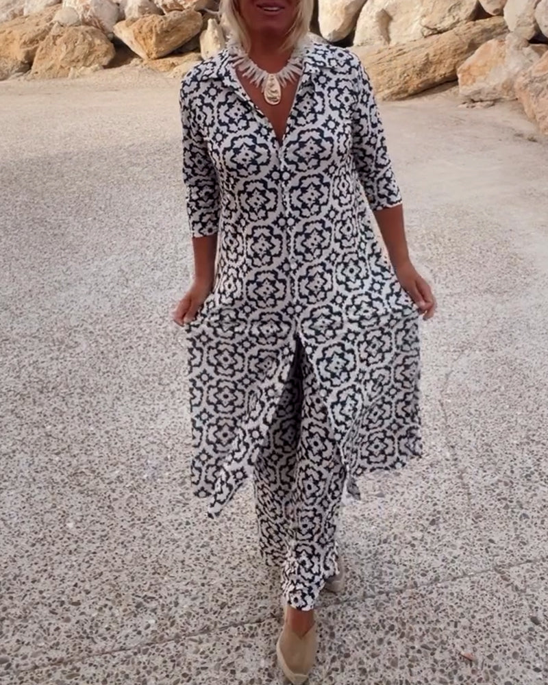 Amalia™ | Vintage Printed Two-Piece Set with Lapels and Buttons