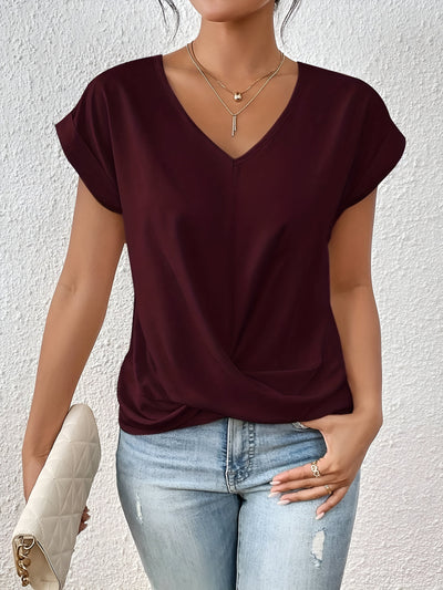 Joline™ | Heart Neck T-shirt