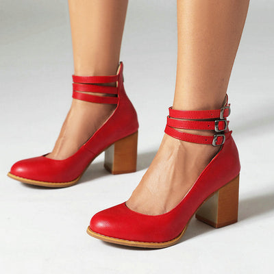 Casilda | Flat sandals with ankle strap and chunky heel