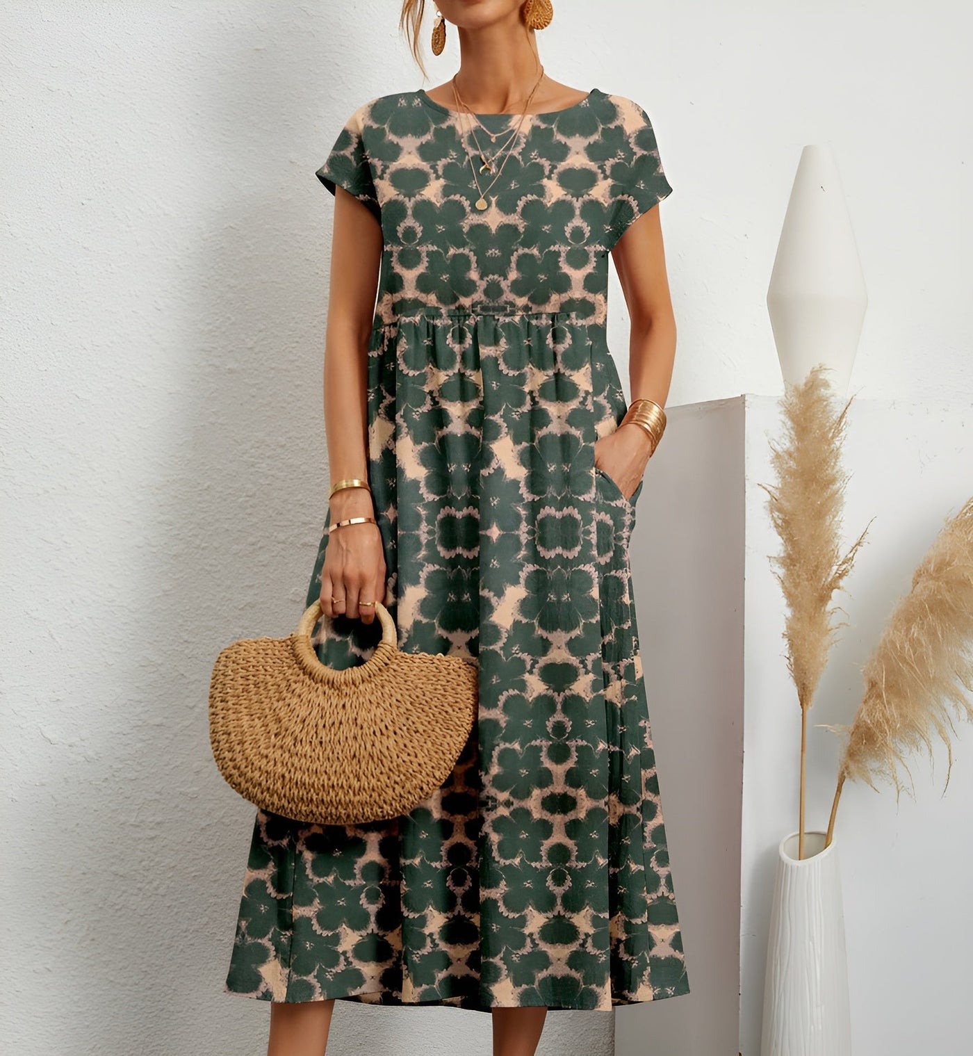 Deborah™ | Summer Lightness and Timeless Floral Pattern