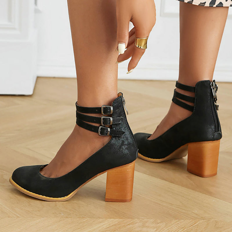 Casilda | Flat sandals with ankle strap and chunky heel