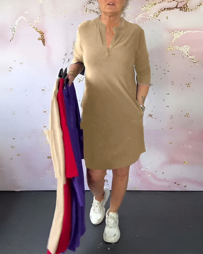 Marja™ | Soft elegance in a solid color V-neck dress